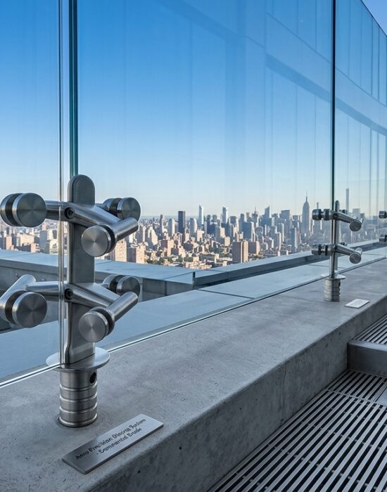 Corporate_rooftop_terrace_glass_…_202609021327